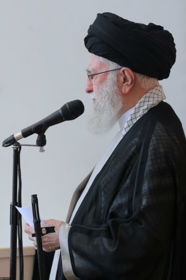 اقامه نماز جمعه تهران به امامت رهبر انقلاب