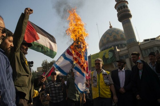 اجتماع مردمی «دفاع از جبهه مقاومت» در میدان فلسطین