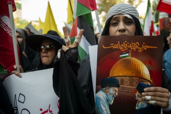 اجتماع مردمی «دفاع از جبهه مقاومت» در میدان فلسطین