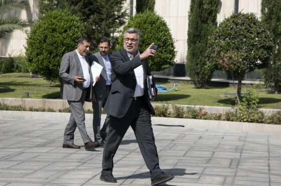 حاشیه جلسه هیات دولت