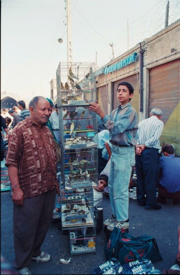 بازار پرنده فروشان مولوی تهران در دهه هفتاد