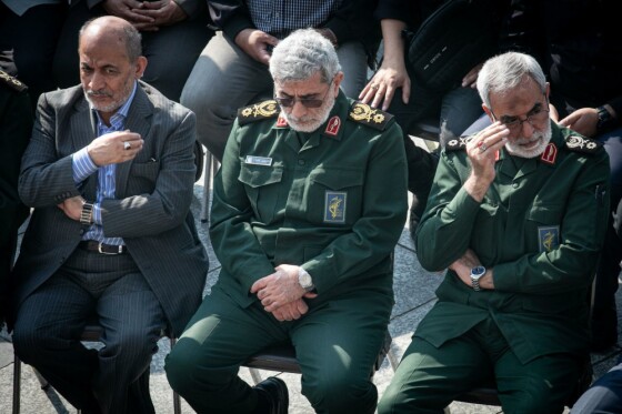 تشییع پیکر شهید «عباس نیلفروشان»