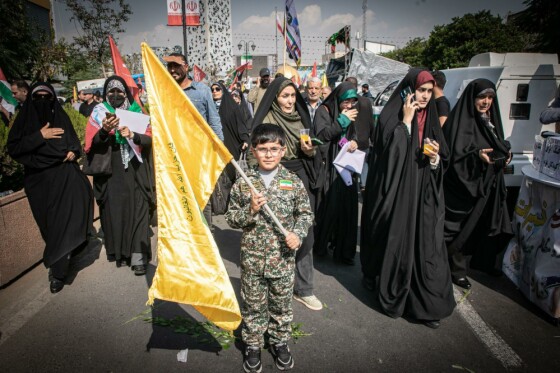 تشییع پیکر شهید «عباس نیلفروشان»