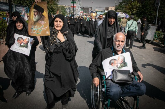 تشییع پیکر شهید «عباس نیلفروشان»