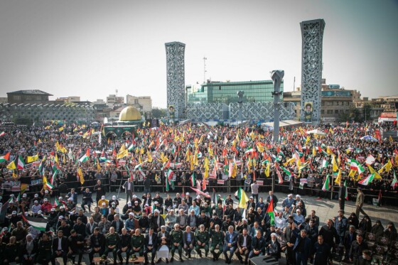 تشییع پیکر شهید «عباس نیلفروشان»