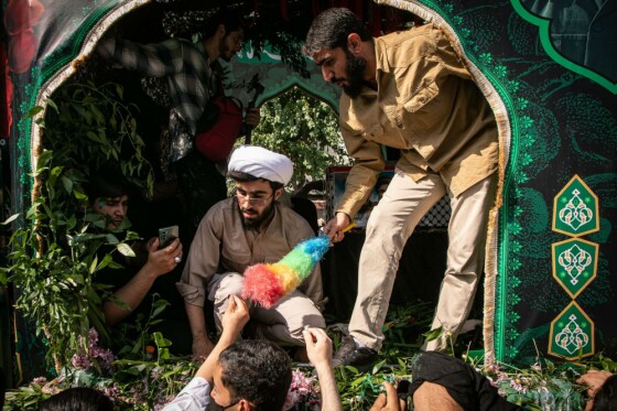 تشییع پیکر شهید «عباس نیلفروشان»