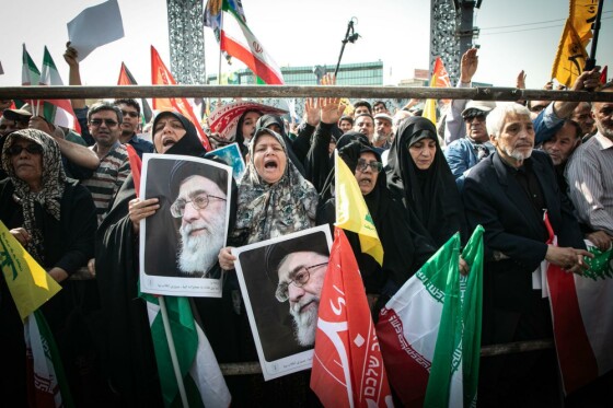 تشییع پیکر شهید «عباس نیلفروشان»