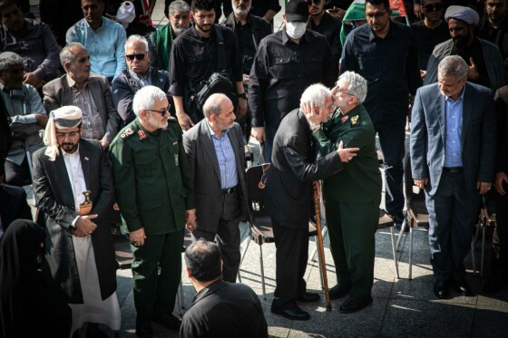 تشییع پیکر شهید «عباس نیلفروشان»