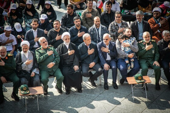 تشییع پیکر شهید «عباس نیلفروشان»