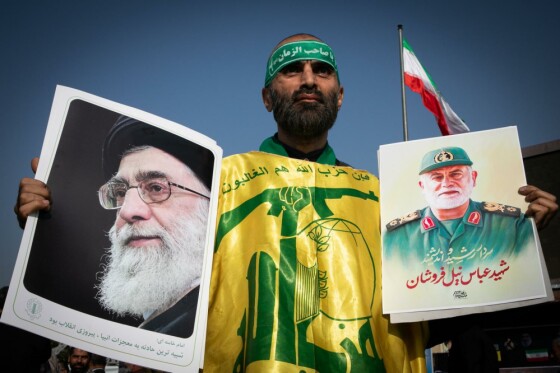 تشییع پیکر شهید «عباس نیلفروشان»