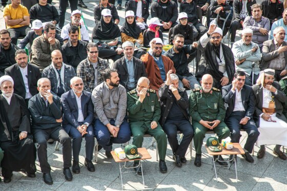 تشییع پیکر شهید «عباس نیلفروشان»