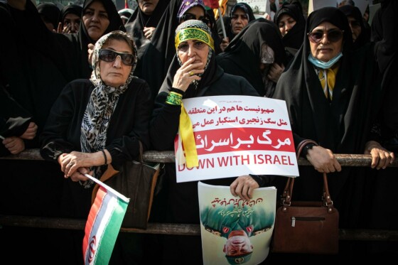 تشییع پیکر شهید «عباس نیلفروشان»