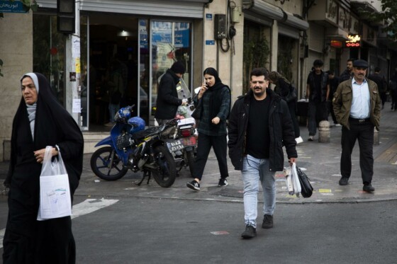 روز عادی مردم تهران - ۵ آبان ۱۴۰۳