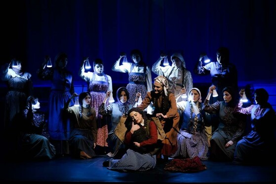 نمایش دایره گچی قفقازی