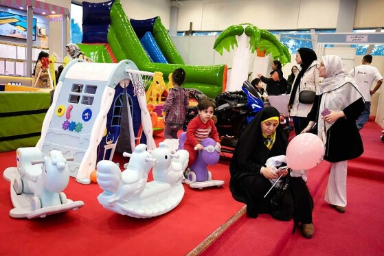 نمایشگاه و بازار فروشِ هشتمین جشنواره ملی اسباببازی