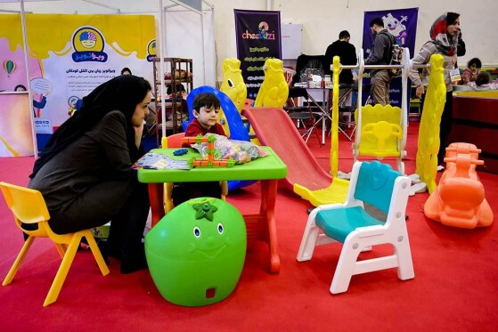 نمایشگاه و بازار فروشِ هشتمین جشنواره ملی اسباببازی