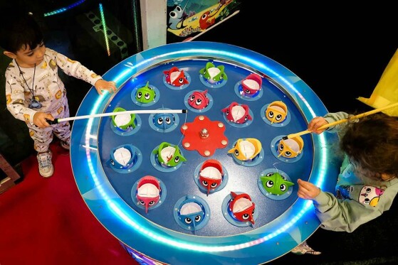 نمایشگاه و بازار فروشِ هشتمین جشنواره ملی اسباببازی