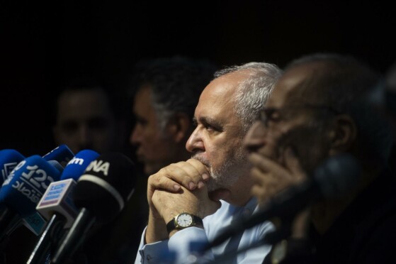 رونمایی از کتاب «توئیتریشدنِ سیاست» با حضور ظریف