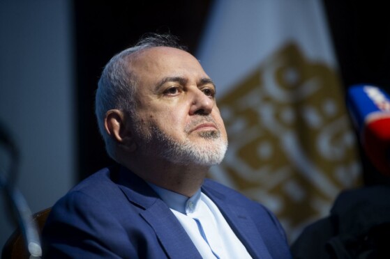 رونمایی از کتاب «توئیتریشدنِ سیاست» با حضور ظریف