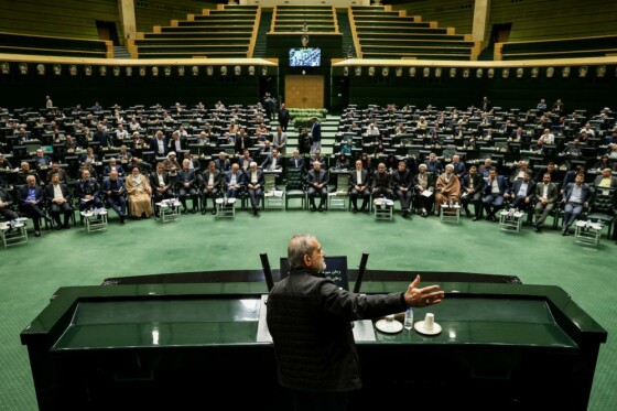 نشست مشترک مجلس و دولت