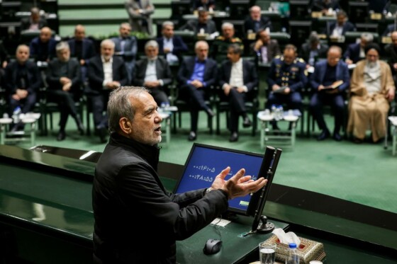 نشست مشترک مجلس و دولت