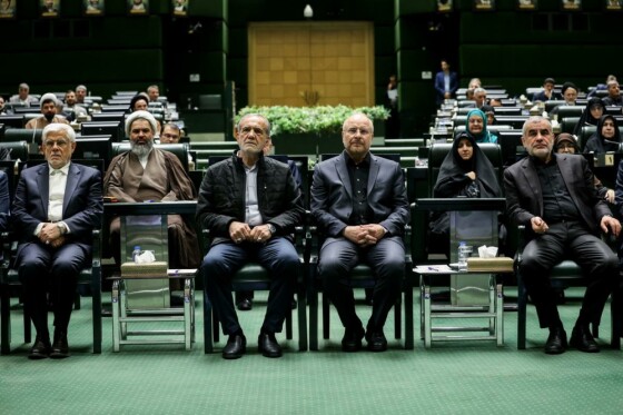 نشست مشترک مجلس و دولت