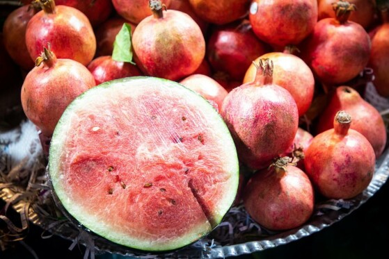 خرید شب یلدا