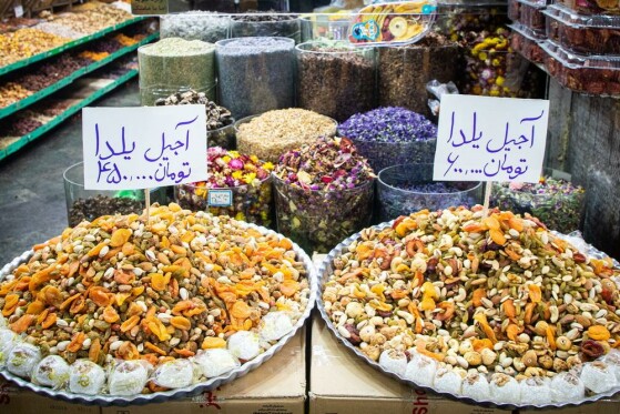 خرید شب یلدا