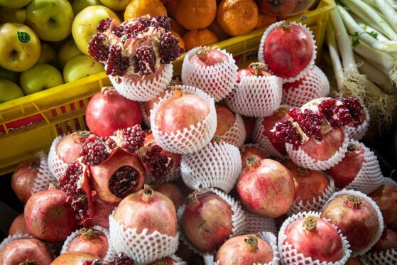 خرید شب یلدا