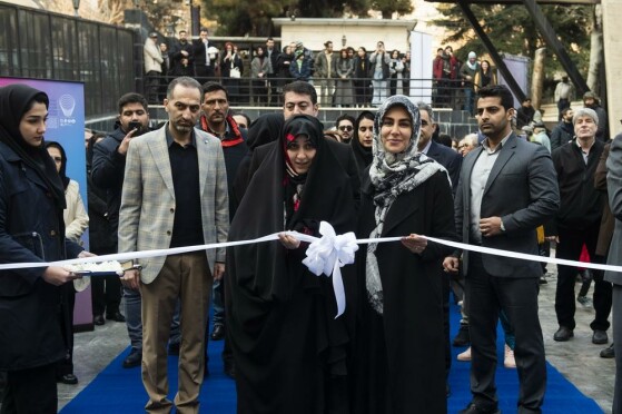 دوازدهمین دوسالانه هنر ملی سرامیک ایران