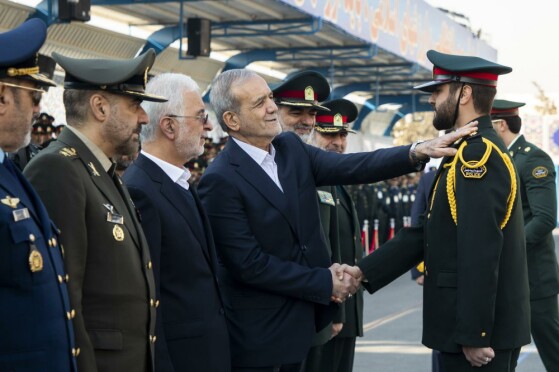مراسم دانشآموختگی دانشجویان دانشگاه علوم انتظامی با حضور رئیس جمهور