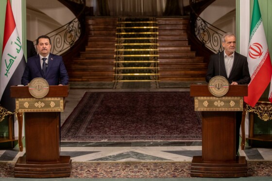 استقبال رسمی از نخست وزیر عراق