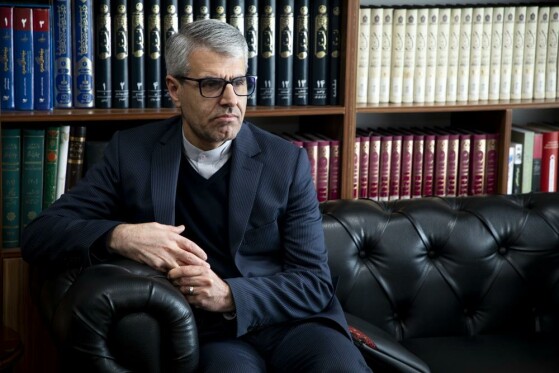 بازدید سخنگوی وزارت خارجه از روزنامه ایران