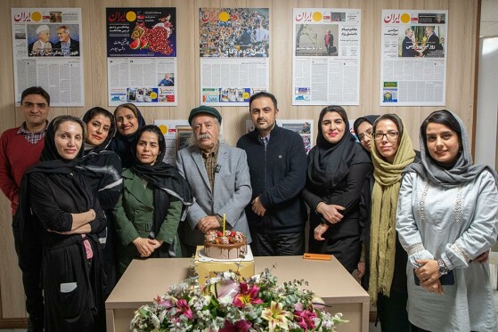 بهزاد فرهانی در تحریریه روزنامه ایران