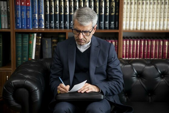 بازدید سخنگوی وزارت خارجه از روزنامه ایران