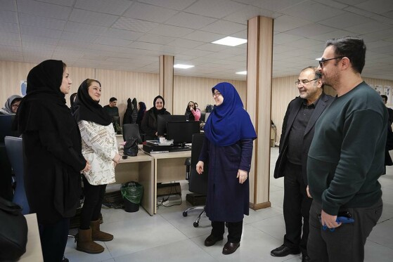 بازدید سخنگوی دولت از روزنامه ایران