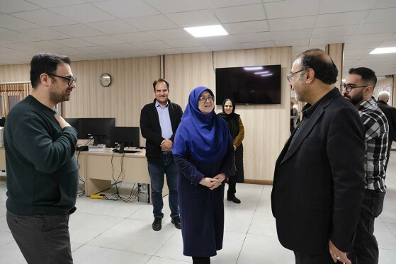 بازدید سخنگوی دولت از روزنامه ایران