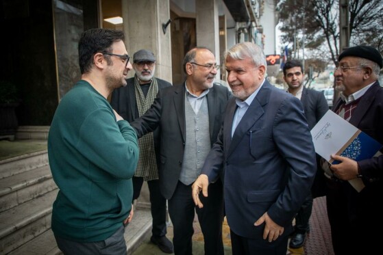 بازدید وزیر میراث فرهنگی و گردشگری از موسسه فرهنگی مطبوعاتی ایران