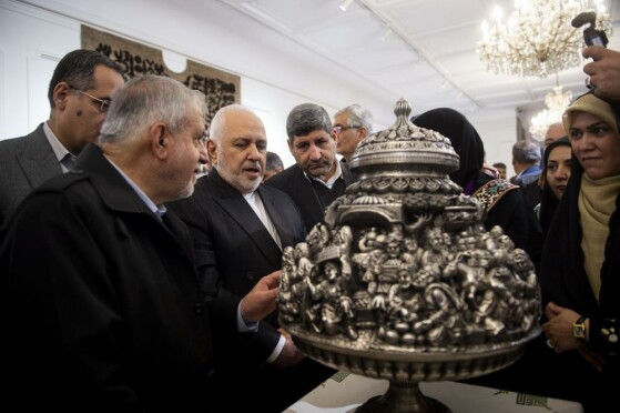 نهمین جشنواره فجر صنایع دستی «سرو سیمین»