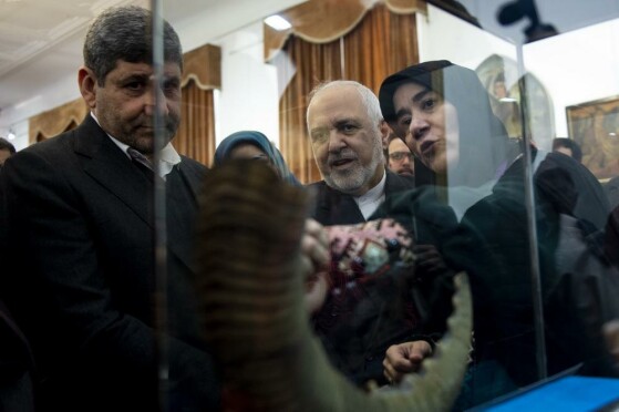 نهمین جشنواره فجر صنایع دستی «سرو سیمین»