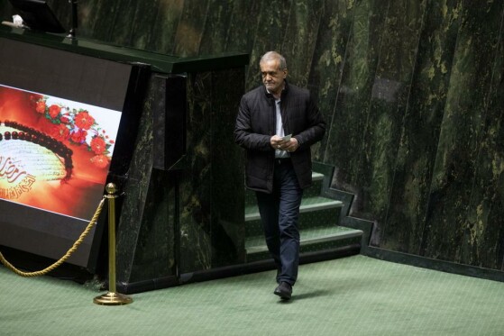 جلسه  استیضاح وزیر اقتصاد