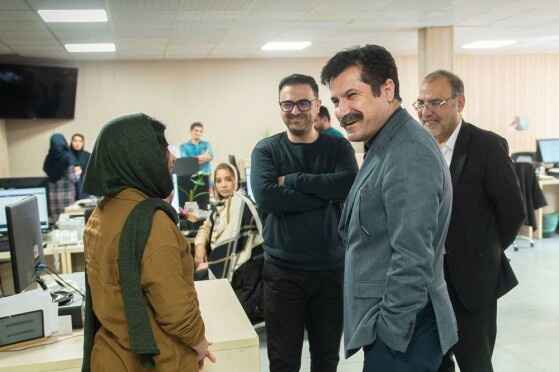 بازدید معاون رئیس جمهور از موسسه فرهنگی مطبوعاتی ایران