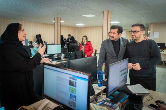 بازدید معاون رئیس جمهور از موسسه فرهنگی مطبوعاتی ایران