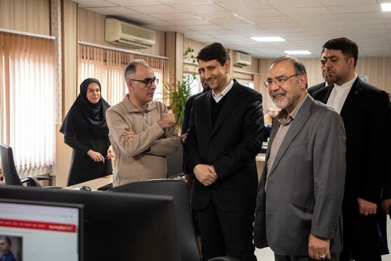 ستار هاشمی وزیر ارتباطات و فناوری اطلاعات میهمان تحریریه ایران