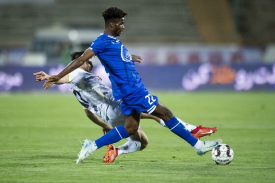 دیدار تیم های استقلال تهران و فولاد خوزستان