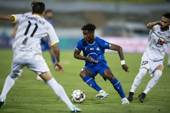 دیدار تیم های استقلال تهران و فولاد خوزستان