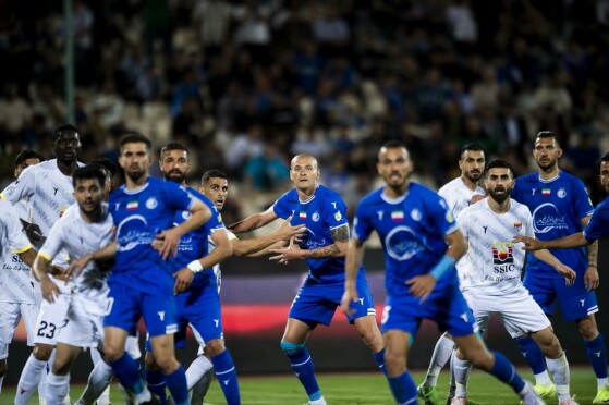 دیدار تیم های استقلال تهران و فولاد خوزستان