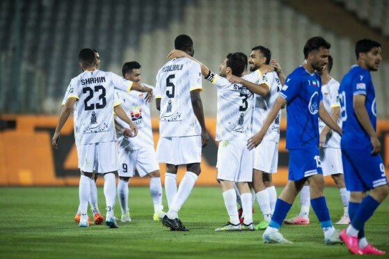 دیدار تیم های استقلال تهران و فولاد خوزستان