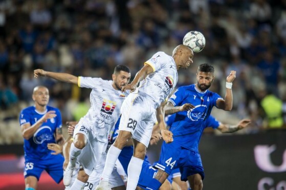 دیدار تیم های استقلال تهران و فولاد خوزستان