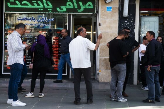 بازار ارز تهران پس از مذاکرات غیر مستقیم ایران و آمریکا